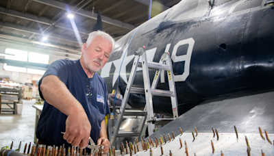 'Best damned fighter plane in the world': MAPS volunteers rebuilding Goodyear WWII Corsair
