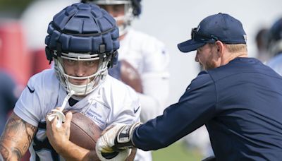 Raiders TE Coach Luke Steckel Praises Michael Mayer