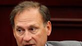 Justice Alito would be disqualified from January 6 cases if he were on a lower court, but SCOTUS's rules are 'merely performative,' expert says