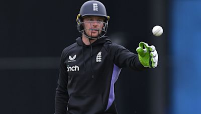 Jos Buttler to keep wicket and captain at World Cup despite over-rate concerns