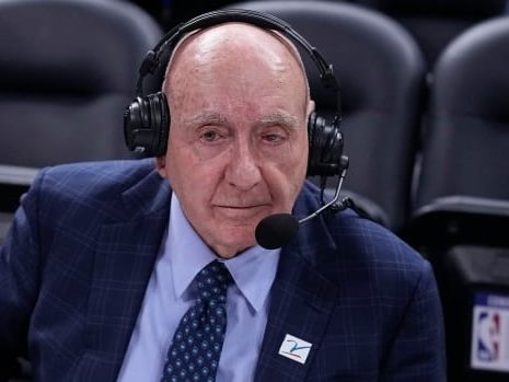 Longtime ESPN basketball analyst Dick Vitale diagnosed with cancer for 4th time | CBC Sports