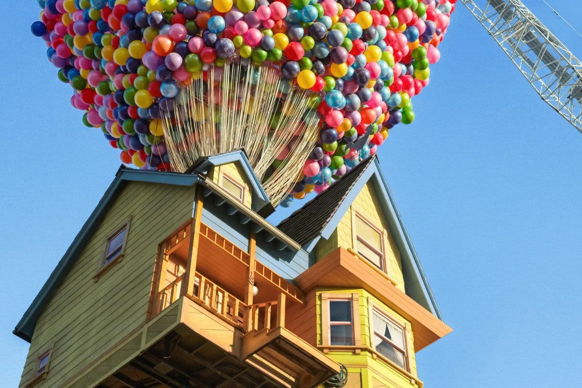 Airbnb Create a Replica house From The Movie 'Up' — And You Could Sleep There For Free
