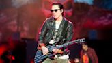 Synyster Gates reminds everyone why he's one of the greatest metal players on the planet in surprising new Avenged Sevenfold single