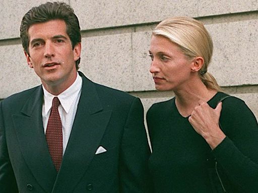 How Carolyn Bessette became a millennial fashion It Girl