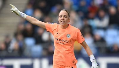 Man City's Ellie Roebuck on 'tough' year, 'superhero' Steph Houghton and staying 'human' on social media