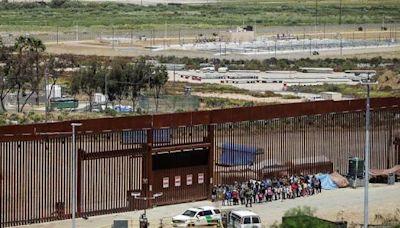 Organizaciones migrantes en Tijuana buscan evitar crisis de deportaciones con tregua y posible protesta