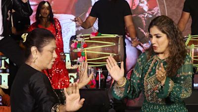 When Raveena Danced With Aruna Irani