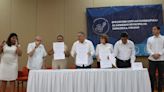 Candidatos de la frontera de México firman acuerdo con la Iglesia ante migración y crimen