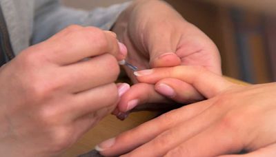 Chinese boy goes to foot spa for treatment of nail infection, ends up losing a finger