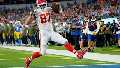 Travis Kelce picked as the top tight end in the AP's NFL Top 5 rankings