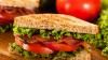 “Mon sandwich préféré de l’été” : simple et gourmande, François-Régis Gaudry partage une recette parfaite pour vos pauses déjeuner ou vos pique-niques !