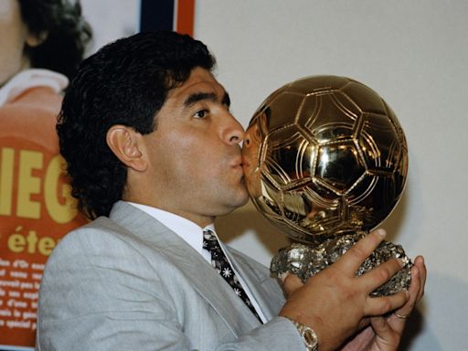 Suspenden subasta de Balón de Oro de Diego Armando Maradona hasta nuevo aviso - El Diario NY
