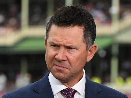 Ricky Ponting suffers bizarre deja vu as England called out over 'nonsense' time-wasting tactics in 5th Australia ODI