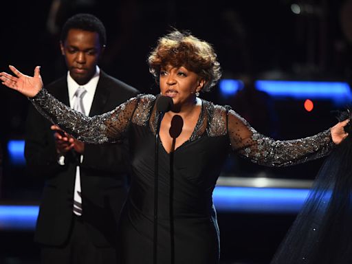 'Giving You The Best That I've Got?' Anita Baker Angers The Aunties With Last-Minute Mother's Day Concert Cancellation