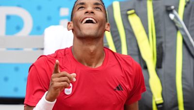 Bruce Arthur: Felix Auger-Aliassime flashes his star power to reach quarterfinals at Paris Olympics