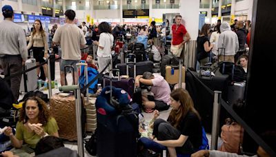 Global tech outage: What to know if you're traveling this weekend