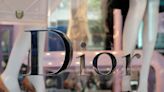 Regulador antimonopolio de Italia investiga a Armani y Dior tras reportes de explotación laboral - La Tercera