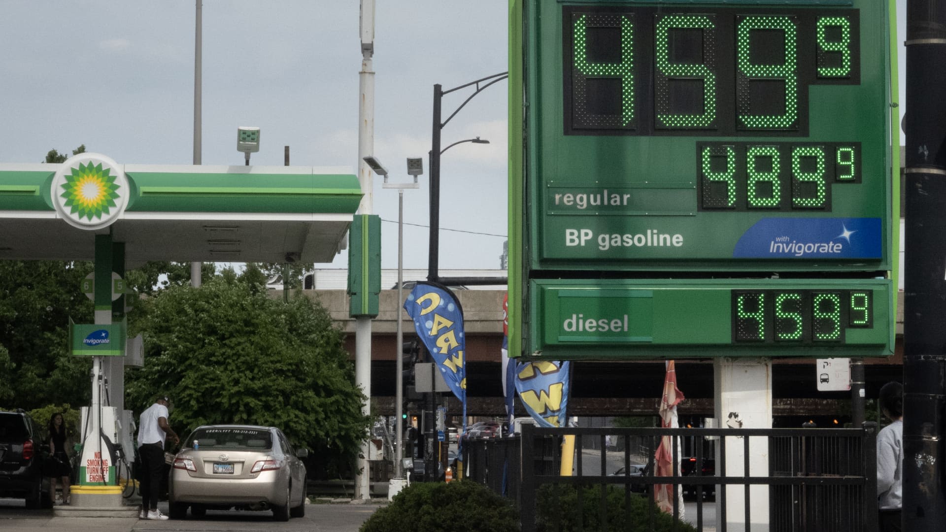 Biden's gasoline sale likely won't have a major impact on summer pump prices