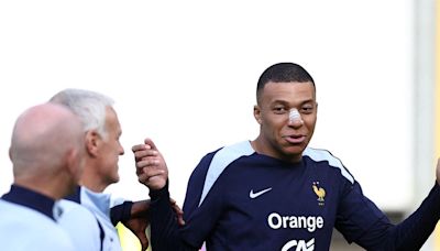 Kylian Mbappe Returns to France Training with Limited Activity Due to Nasal Injury