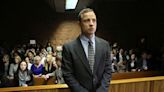 El exatleta Oscar Pistorius queda en libertad condicional 11 años después de asesinar a su novia