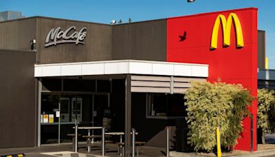 McDonald’s shortens breakfast time in Australia as bird flu causes egg shortage | CNN Business