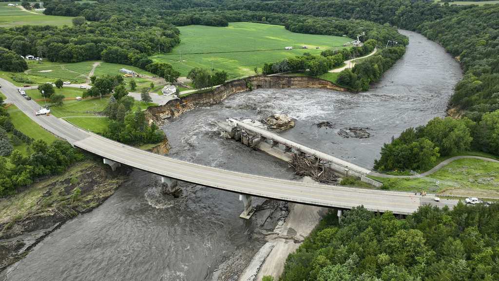 A bridge near a Minnesota dam may collapse. Officials say they can do little to stop it