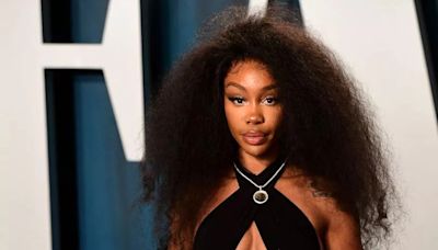 What time is SZA playing Glastonbury Pyramid Stage tonight? Set time, expected set list, special guest rumours and clashes