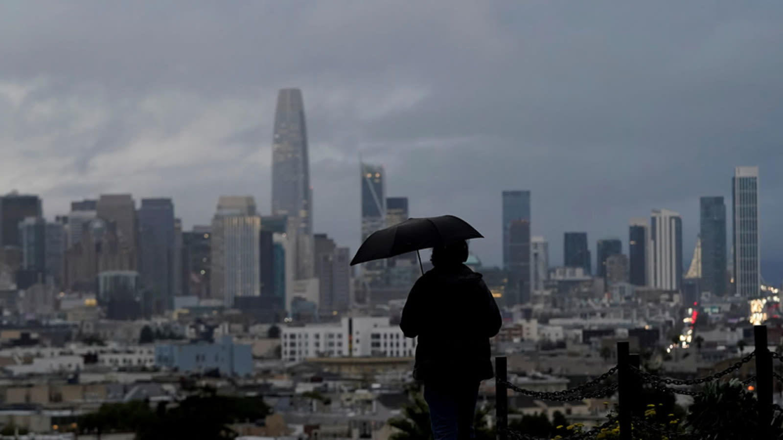 Storm to bring May rain to Bay Area Saturday. Here's a timeline