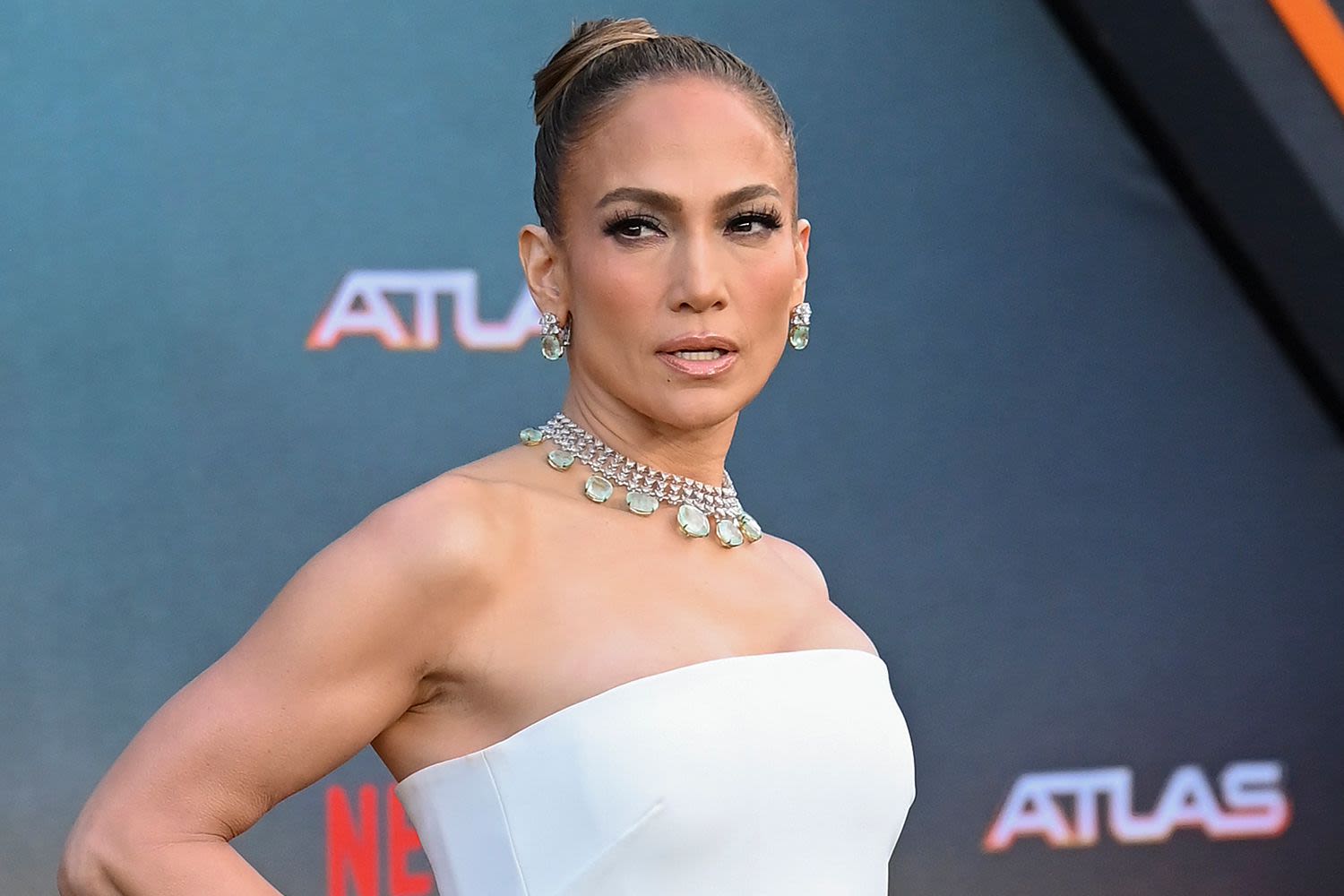 Jennifer Lopez Bares Arms in Black and White Sleeveless Look at Premiere of Netflix Action Flick Atlas