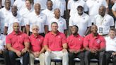 'Dream come true': New class enjoys 'team' photo with returning Pro Football Hall of Famers