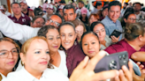 Protestas en el Aeropuerto: Recepción de Claudia Sheinbaum