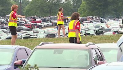 Bridge closure delays traffic for Blossom concertgoers at sold out show