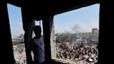 Autoridades de Gaza denuncian 90 muertos y 300 heridos en un ataque israelí en Al Mawasi - La Tercera