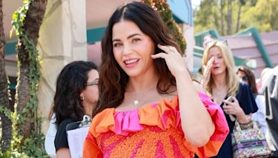 Pregnant Jenna Dewan showcases her baby bump in a bright summer dress