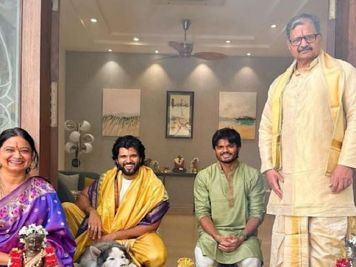 Inside Vijay Deverakonda's lavish house: A sneak peek into Arjun Reddy star's abode in Hyderabad