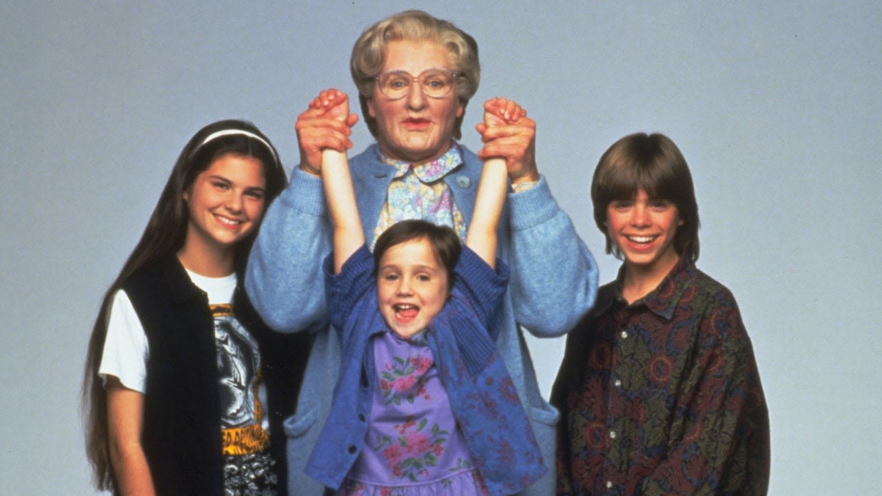 See 'Mrs. Doubtfire' Child Stars Reunite: 'Still Feels Like Family'