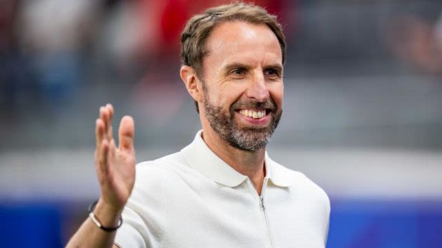 Euro 2024 latest: England into last 16 and Italy beat Croatia to seal progress