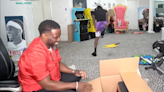 Kevin Hart Gifted Step Stool On Kai Cenat Livestream: “You Needed This One, Bruh!”