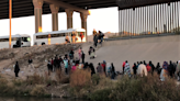 Texas legislators approve bill allowing police to arrest people who cross the border illegally