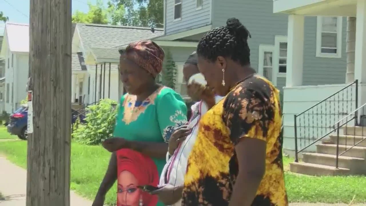 ‘He’s just gone’: Heartbroken family and frightened Oshkosh neighborhood mourn 19-year-old after homicide