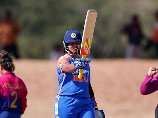 IND vs UAE: Richa Ghosh Becomes First Indian Wicketkeeper To Score Half-Century In Women's Asia Cup; VIDEO