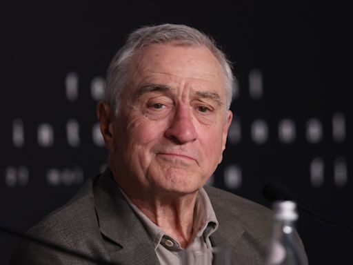 Robert De Niro dice que Trump "quiere destruir el país y, con tiempo, el mundo"