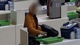 Ordenadores, móviles, joyas... la Guardia Civil recupera objetos robados en el aeropuerto de Barajas