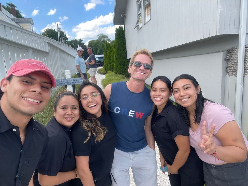 Neil Patrick Harris dines at Frisbee's Wharf in Kittery. Here's what he ordered