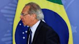 Bolsonaro e Guedes negam proposta para fim de deduções do IR