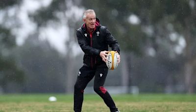 Tonight's rugby news as Howley backs Gatland and Ireland doctors accused after game called off
