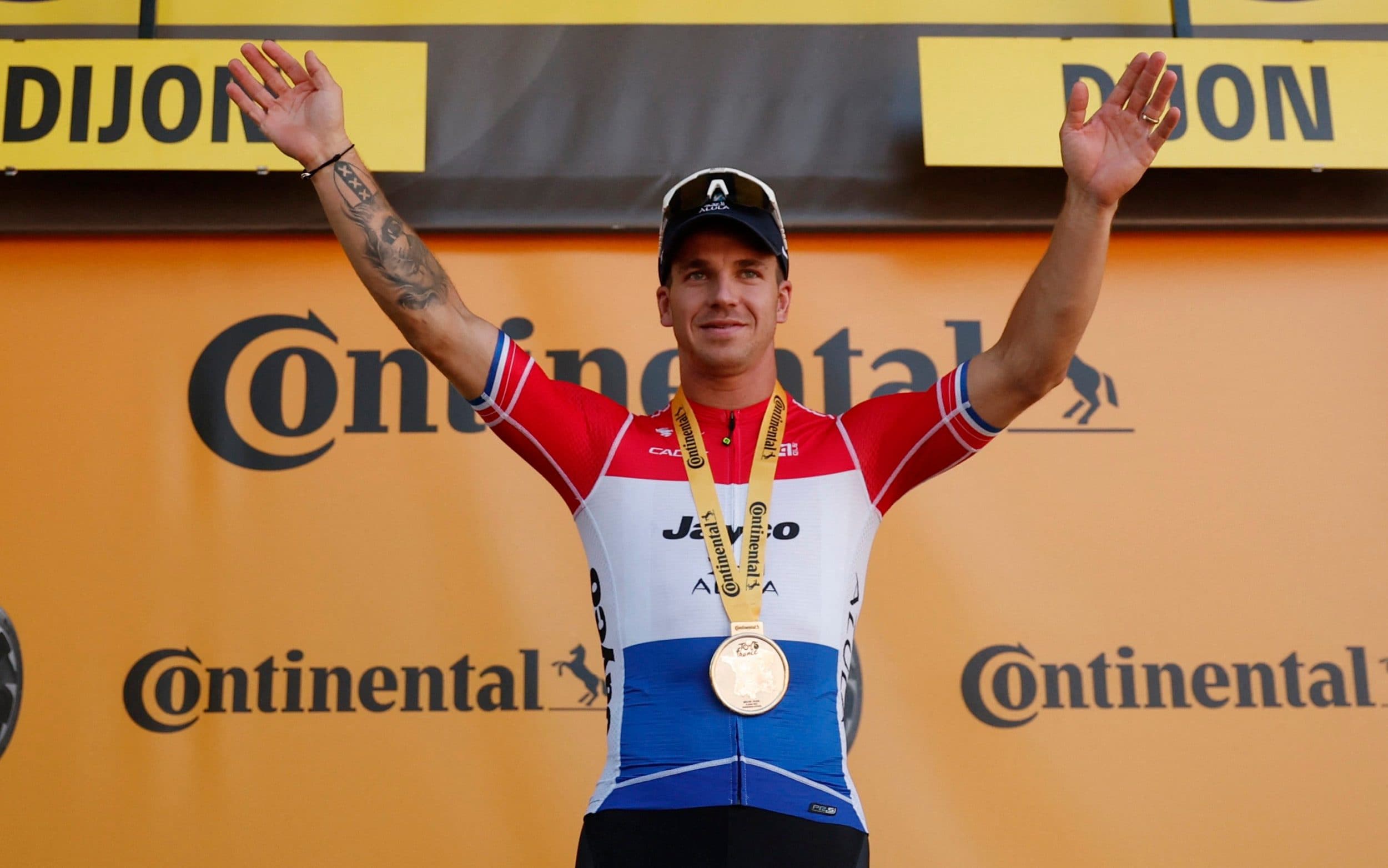 Mark Cavendish misses out as Dylan Groenewegen wins stage six at Tour de France