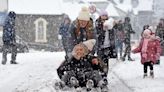 'Major incident' declared amid heavy snowfall in Cumbria