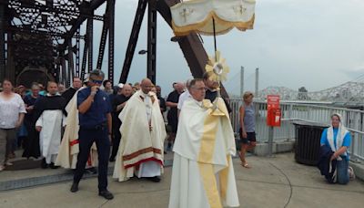 Catholics on National Eucharistic Pilgrimage stop in Louisville on 1,300-mile trek