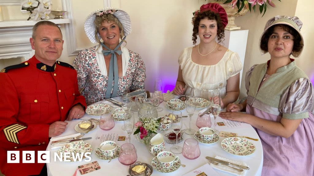 Jane Austen Festival: Fans enjoy afternoon tea in regency attire